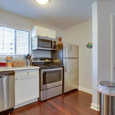 Newly Renovated Hilton Head Retreat, Walk To Beach 힐튼 헤드 아일랜드 외부 사진